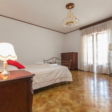 Il Roseto Hotel อาเจโรลา ภายนอก รูปภาพ